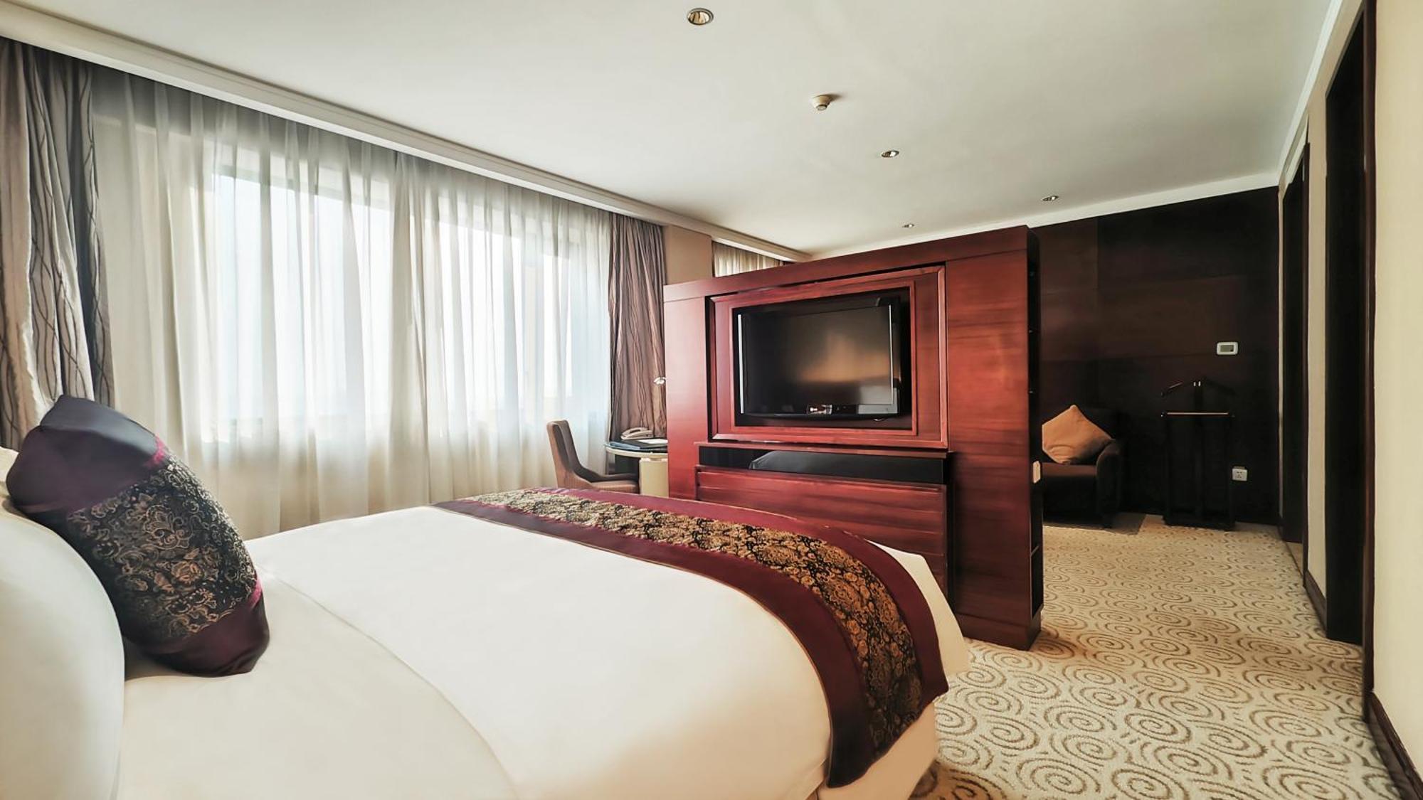 Millennium Hotel Chengdu - Close To Wuhou Shrine And Chengdu South Railway Station,Fluent English Service Exteriör bild